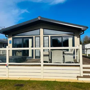 https://alder-lodge-with-hot-tub.yorkshirehotels.net